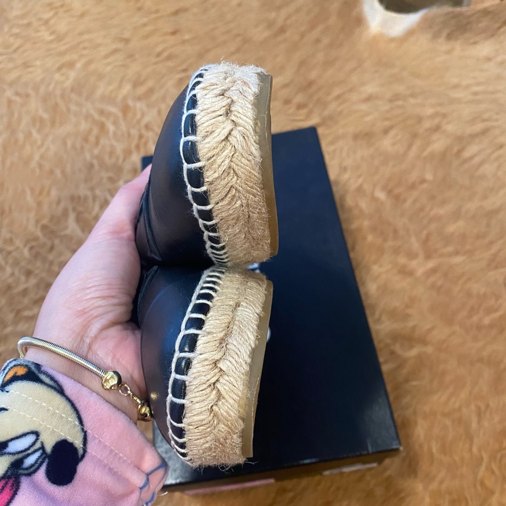 Chanel Women Espadrilles In Lambskin Leather-black - Picture 7 of 9